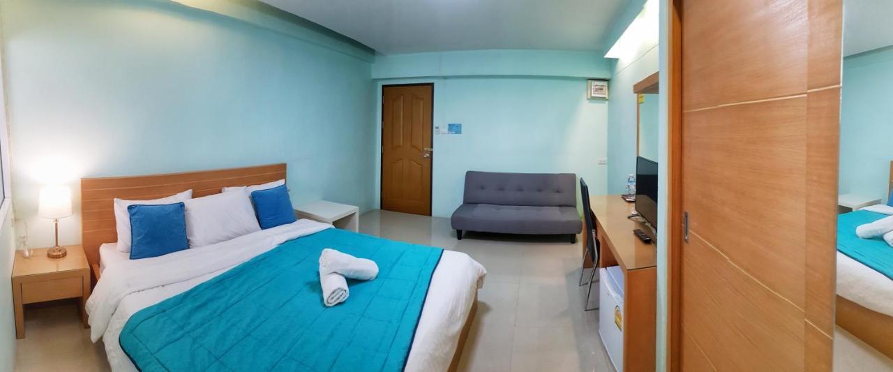 J.Residence Samut Prakan Extérieur photo