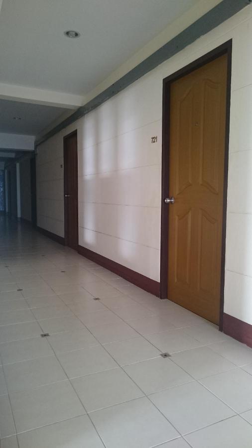 J.Residence Samut Prakan Extérieur photo